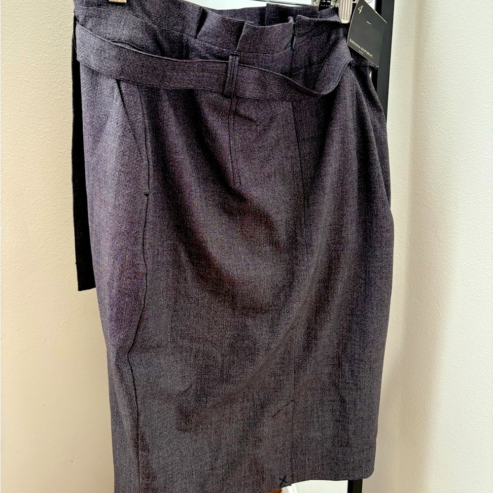 Elegant Gray Women's Skirt